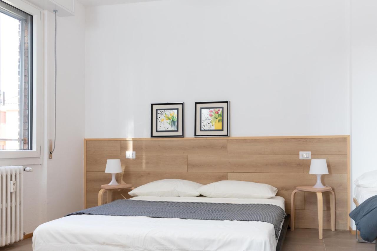 New Exclusive Melegnano Apartments- Near Train Station ภายนอก รูปภาพ