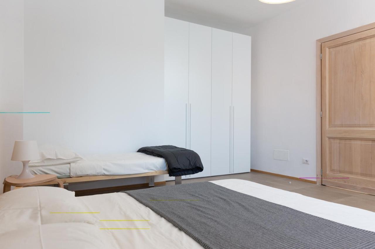 New Exclusive Melegnano Apartments- Near Train Station ภายนอก รูปภาพ