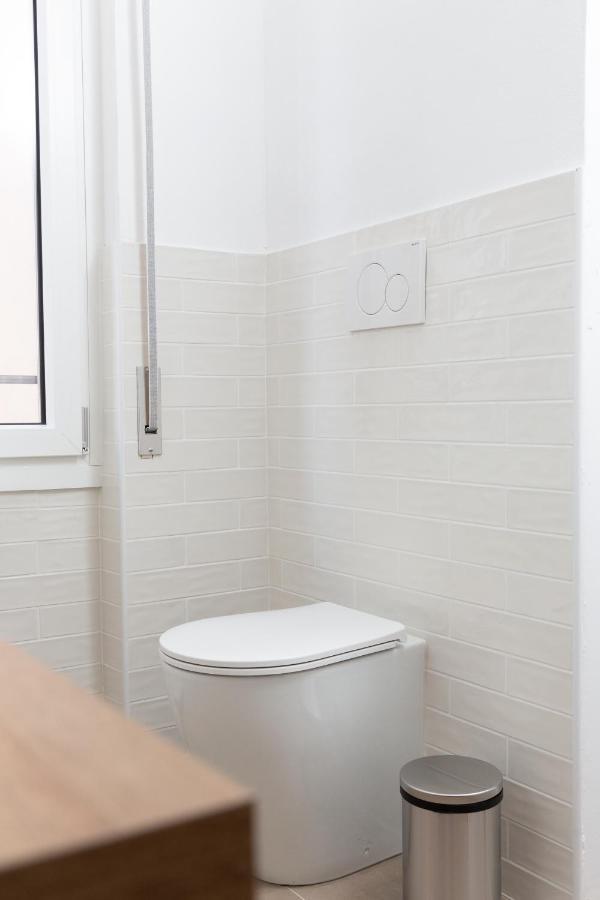 New Exclusive Melegnano Apartments- Near Train Station ภายนอก รูปภาพ